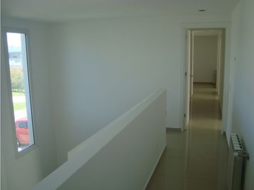 Casa 4 dormitorios barrio privado Rumencó