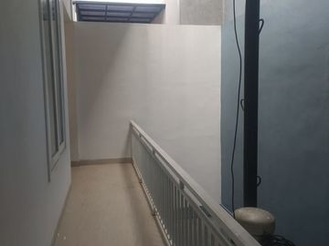 Rumah Luas Semifurnish Modern Strategis dkt Mall Grand Galaxy Bekasi