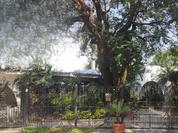CASA EN VENTA EN EL CLUB DE GOLF TABACHINES EN CUERNAVACA, MORELOS