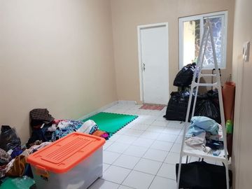 Rumah nyaman siap huni lokasi strategis di galaxy bekasi