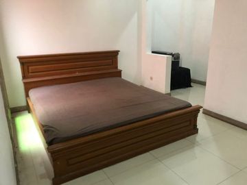 Rumah Sewa Semi Furnish Siap Huni Di Alam Segar Pondok Indah