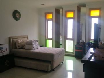 Rumah Sewa Semi Furnish Siap Huni Di Alam Segar Pondok Indah