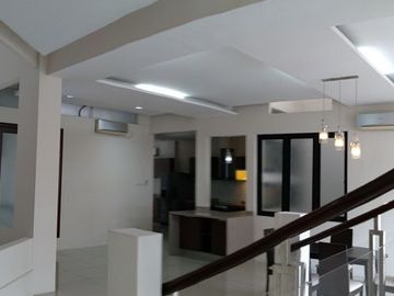 For Rent Luxury House at Pondok Indah