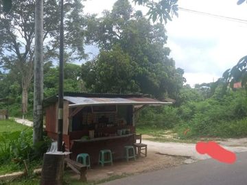 Dijual tanah di Halong Ambon. Lokasi strategis berhadapan dengan jalan utama