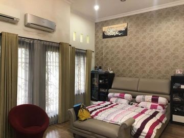 Dijual Rumah Bukit Telaga Golf Pinggir jalan Kembar Besar boulevard