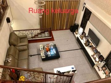 Dijual Rumah Bukit Telaga Golf Pinggir jalan Kembar Besar boulevard