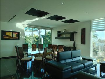Venta de hermosa casa  Exclusividad y tranquilidad  Pedregal la Calera