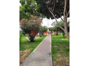 Vendo lindo y acogedor dúplex en una zona tranquila y vigilada, a unos pasos de un amplio parque donde podrás disfrutar junto a tu familia de paseos y