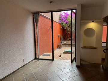 Casa en venta, en privada, iluminada, Cuadrante de San Francisco, Coyoacán