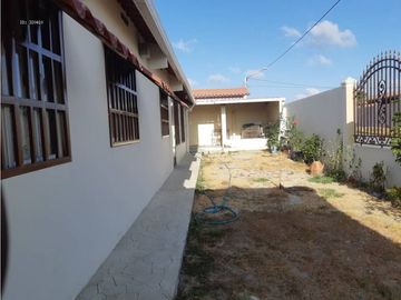 VENTA CASA RESIDENCIAL MIRAFLORES PENONOMÉ