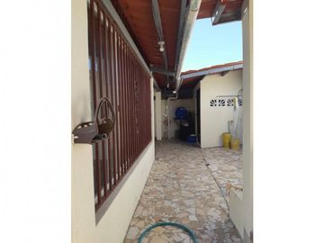VENTA CASA RESIDENCIAL MIRAFLORES PENONOMÉ