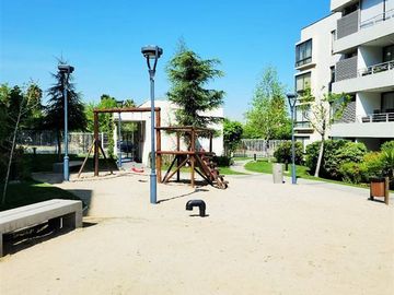 OPORTUNIDAD Departamento en venta de 2 dorm. en Peñalolén