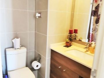 OPORTUNIDAD Departamento en venta de 2 dorm. en Peñalolén