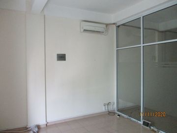 Disewakan Ruko Trade Centre Alam Sutera Tangerang Selatan Lokasi Strategis Ramai