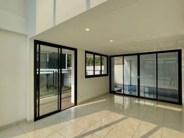 DIJUAL RUMAH / TOWNHOUSE DALAM KOMPLEK at URBANLIVING, Jl PAHLAWAN / CIPUTAT, JAKSEL
