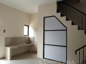 Rumah Cantik 2 lantai jatiasih bekasi