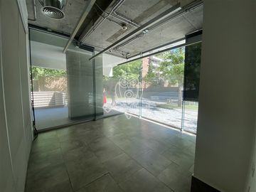 Local Comercial en arriendo en Lo Barnechea