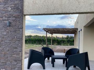 VENDO COMPLEJO DE CABAÃAS  EN LAS PAREDES - SAN RAFAEL MENDOZA