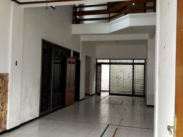 Rumah Siap Huni Klampis Anom Surabaya