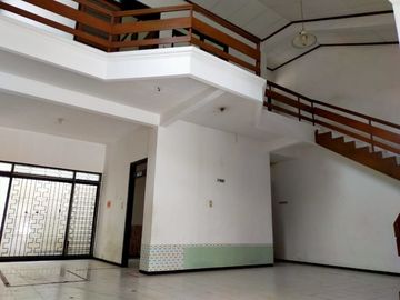 Rumah Siap Huni Klampis Anom Surabaya