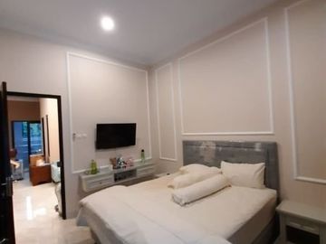 Jual rumah minimalis modern baru siap huni Jagakarsa