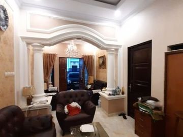 Jual rumah minimalis modern baru siap huni Jagakarsa