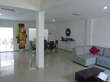 casa condominio en venta en la castellana. Cod V11074