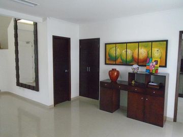 casa condominio en venta en la castellana. Cod V11074