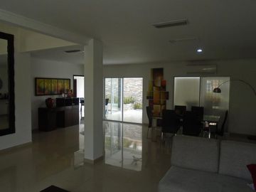 casa condominio en venta en la castellana. Cod V11074