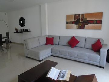 casa condominio en venta en la castellana. Cod V11074