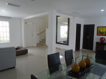 casa condominio en venta en la castellana. Cod V11074
