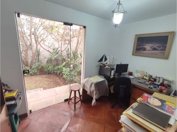LA MOLINA - VENTA LINDA CASA - REA 300 m2