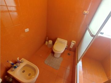 LA MOLINA - VENTA LINDA CASA - REA 300 m2