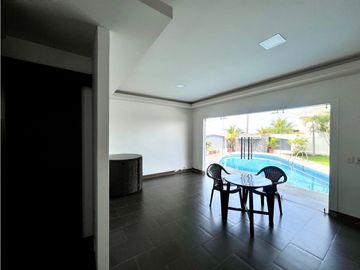 Hermoso departamento Urb Lomas de Barbasquillo