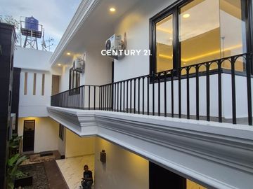 Rumah American Classic Di Sektor 8 Bintaro Jaya AM 15542