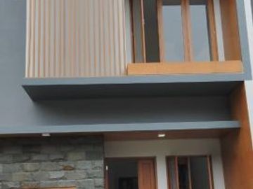 Rumah terbaru termurah bebas banjir Lebak Bulus Jakarta