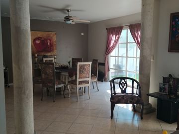 CASA EN VENTA CUMBRES 4o. SECTOR  MONTERREY NUEVO LEON