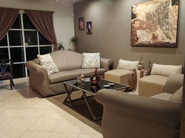 CASA EN VENTA CUMBRES 4o. SECTOR  MONTERREY NUEVO LEON