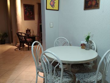 CASA EN VENTA CUMBRES 4o. SECTOR  MONTERREY NUEVO LEON