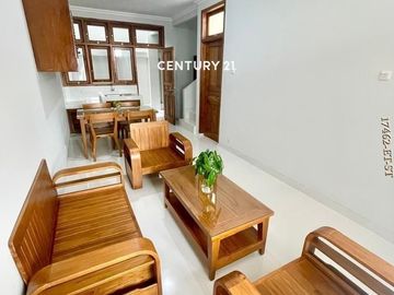 Disewakan Rumah Brandnew 2 Lantai Furnished Di Dalam Town House