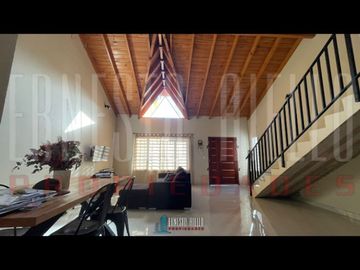 Chalet en venta en Barrio Maritimo