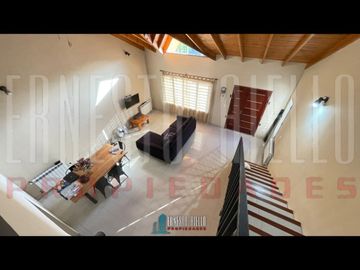 Chalet en venta en Barrio Maritimo