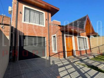 Chalet en venta en Barrio Maritimo