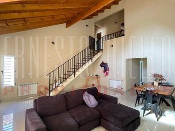 Chalet en venta en Barrio Maritimo