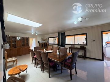 Casa Familiar 4D 3B en Parcela - Camino Antuco