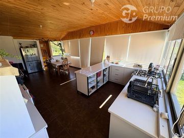 Casa Familiar 4D 3B en Parcela - Camino Antuco