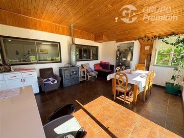 Casa Familiar 4D 3B en Parcela - Camino Antuco