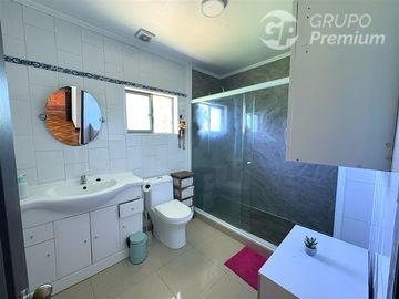 Casa Familiar 4D 3B en Parcela - Camino Antuco