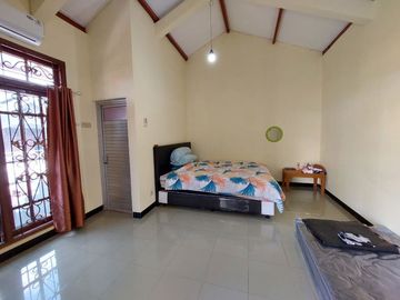 Guest House Dan Kost 14 Kamar Furnish Pusat Kota Di Taman Siswa Jogja