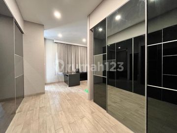 Taman Resort Mediterania Pik Luas 15x30 (450m2) Full Furnish Shm